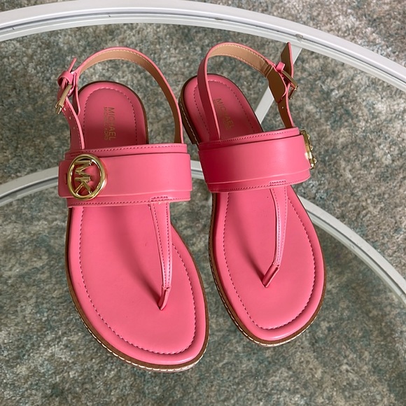 MICHEAL KORS Hot Pink Sandal - Picture 2 of 3